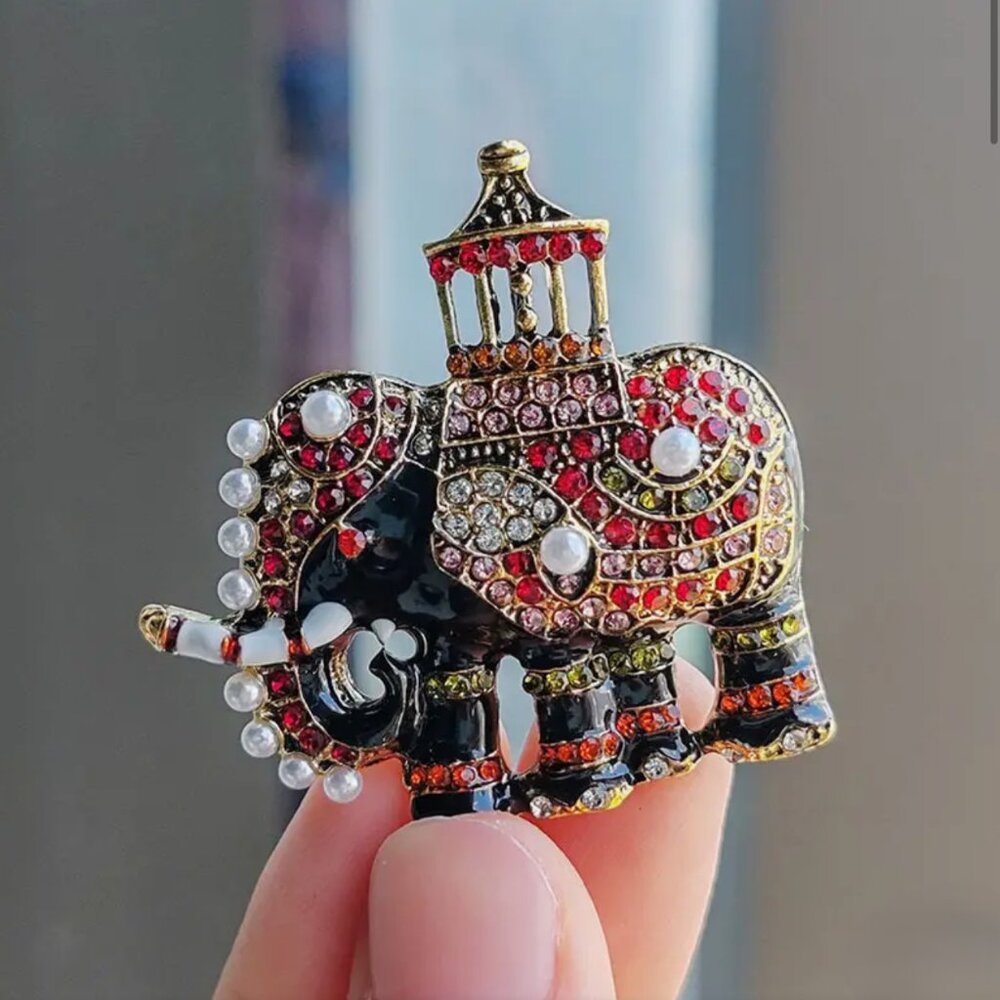 NEW Bejeweled Indian Elephant Enamel and Crystal Brooch Pin